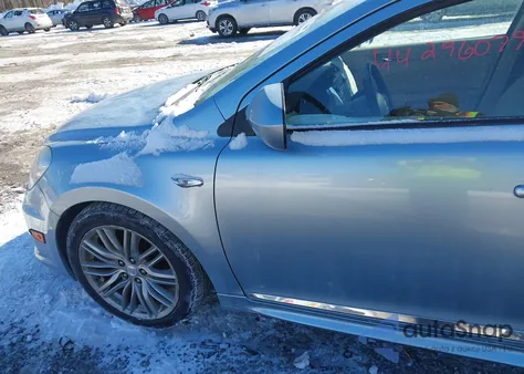 2012 Suzuki Kizashi Sport Sls z USA, uszkodzony, nr VIN JS2RF9A84C6100933